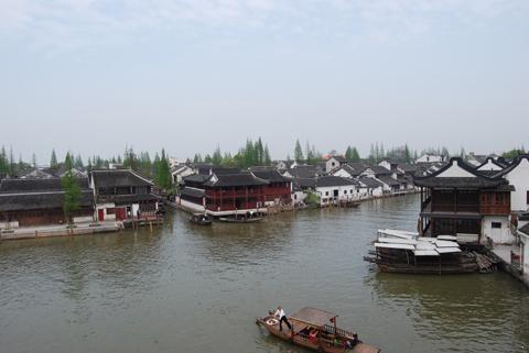 �Ϻ������y�T�S���(zh��n)��ҽǑ������Σ��D6��