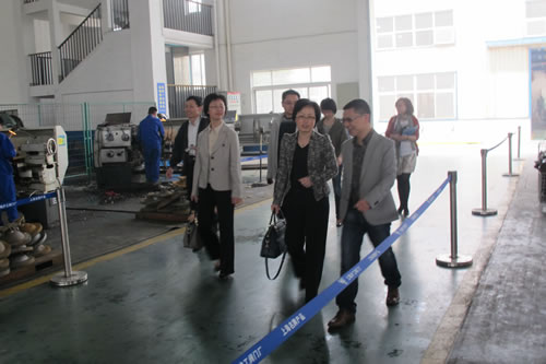 ���ҏS�����L�����������I(l��ng)����ꐲ��Lһ��ҕ�셢�^�����y�T�a(ch��n)�I(y��)�@