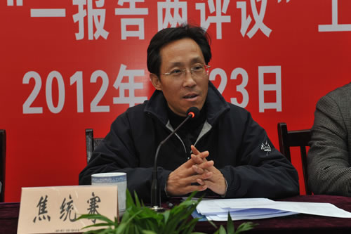 嘉定區(qū)總工會副主席焦統(tǒng)騫在滬工閥門職代會上發(fā)表講話